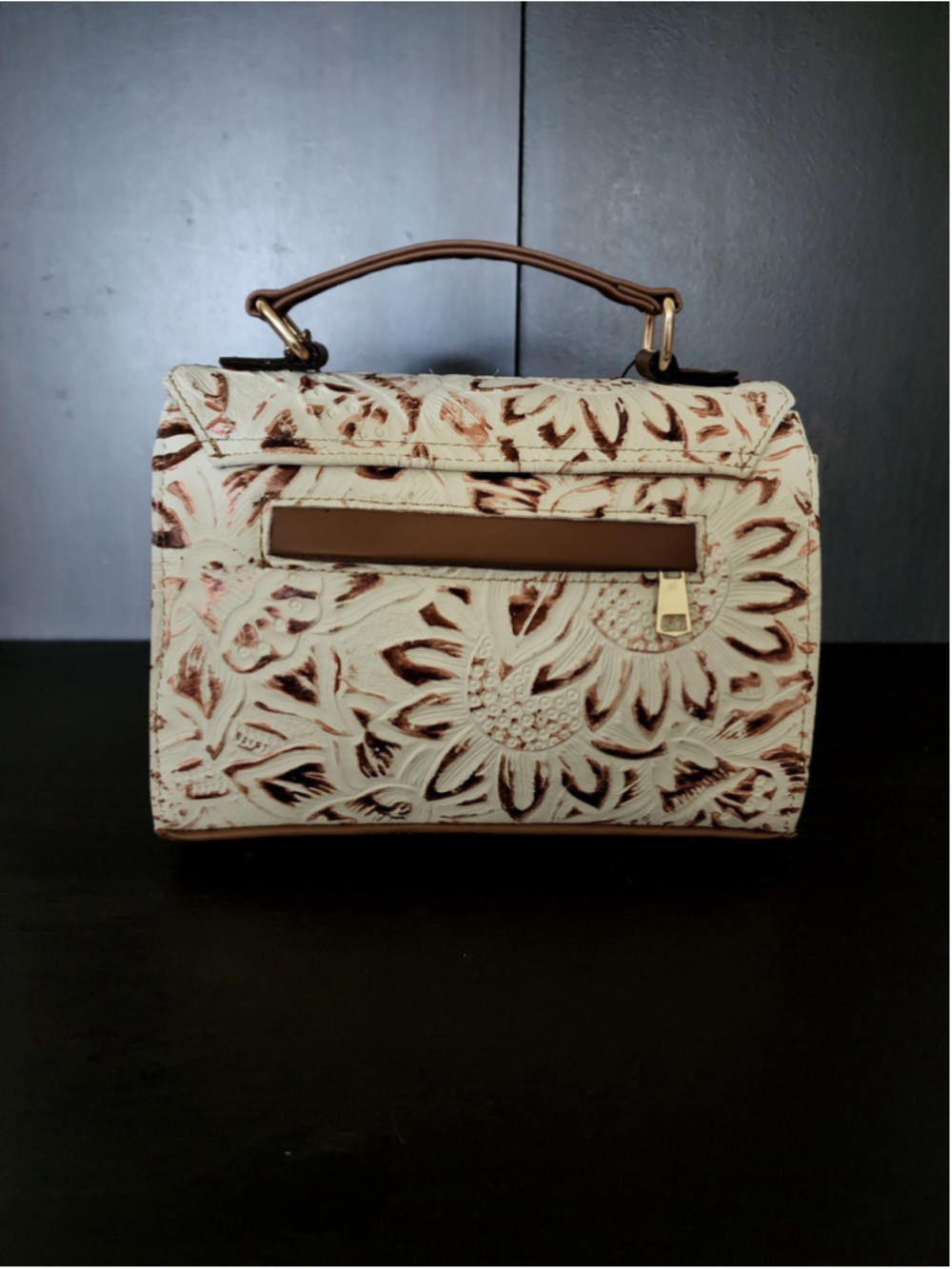 White Bronze Brown Sunflower Embossed Tooled Artisan Leather Crossbody Purse - Picture 7 of 16